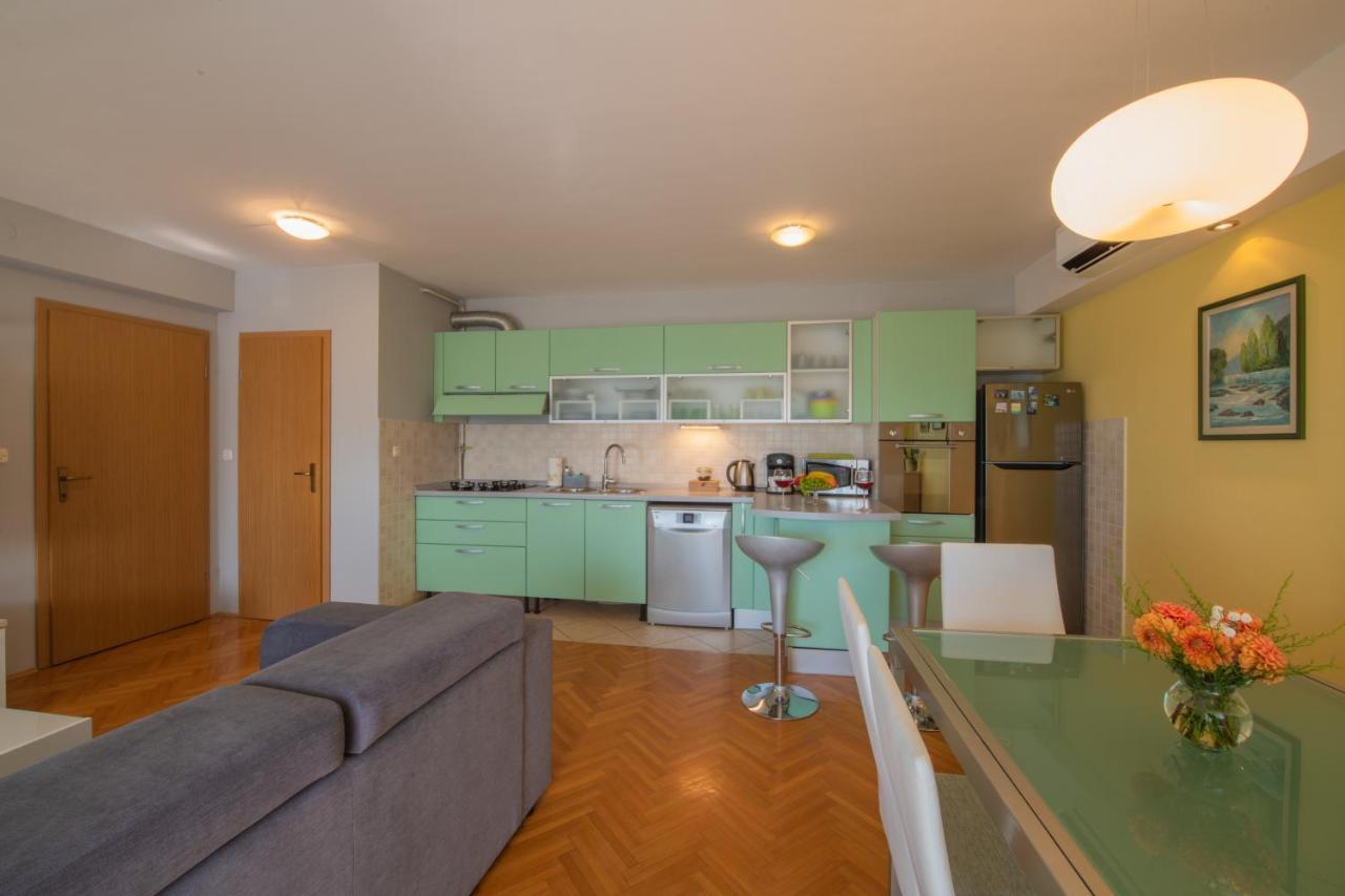 Apartman Silvija Osijek Exterior foto